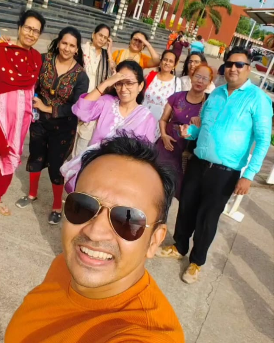 Black and Yellow Colorful Digital Marketing Instagram Post (1)